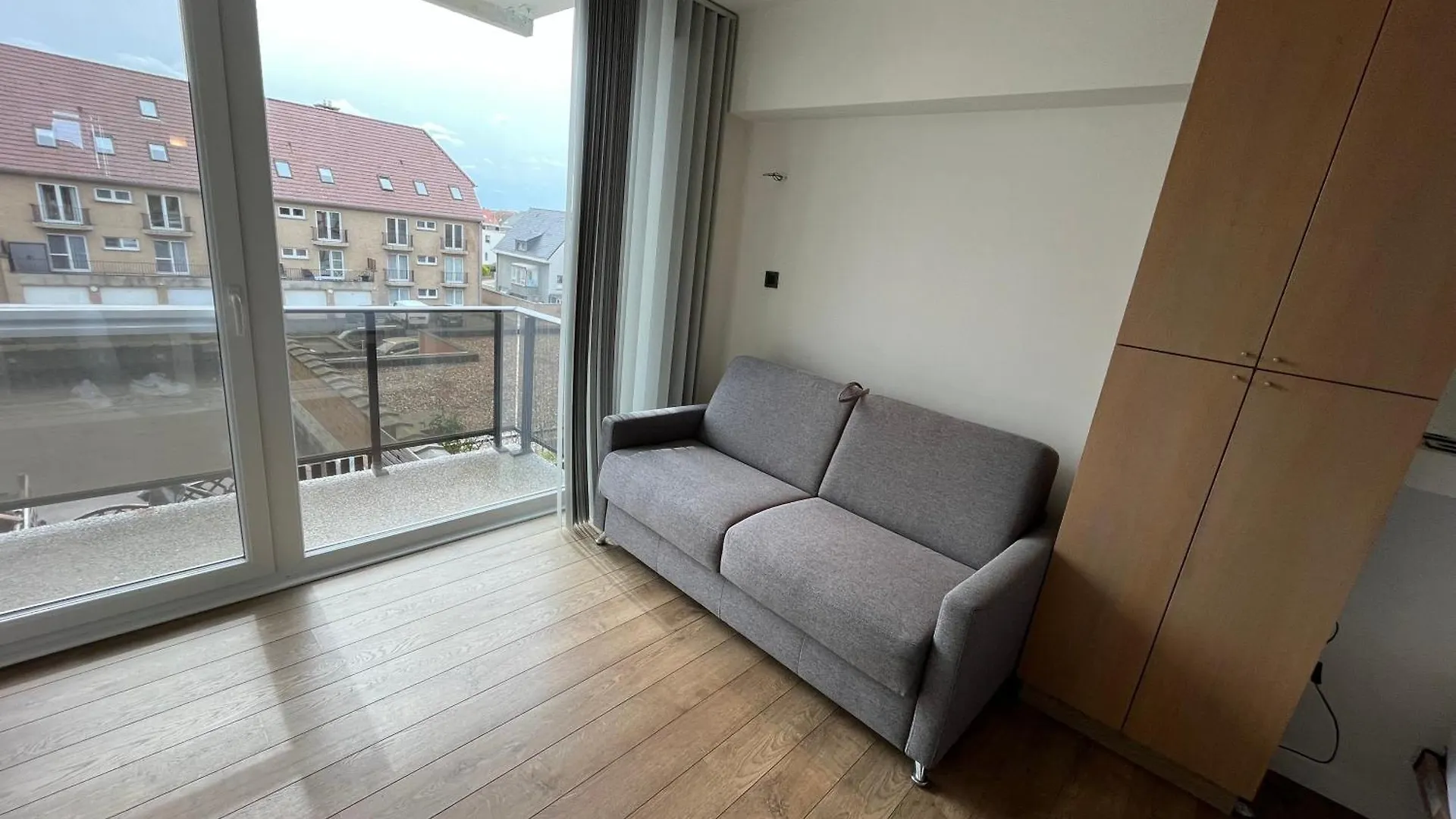 Modern 1-Bedroom Apartment With Sea View In Ostend T92 0*,  Belgia